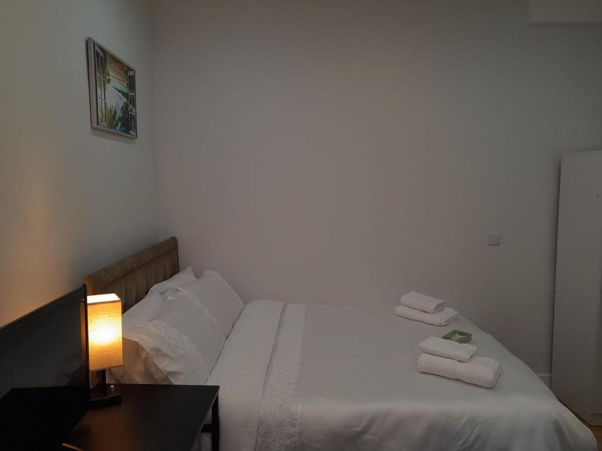 Grand Bleu - London - Next To Piccadilly Line Tube Station & Brand New Facilities酒店 外观 照片